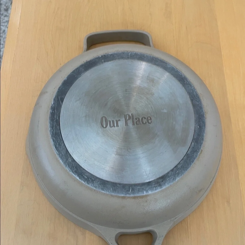 OUR PLACE 8” ceramic non stick, non toxic fry & saute pan skillet